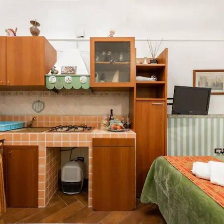 Apt 0 In The Historic Center 바리 외부 사진